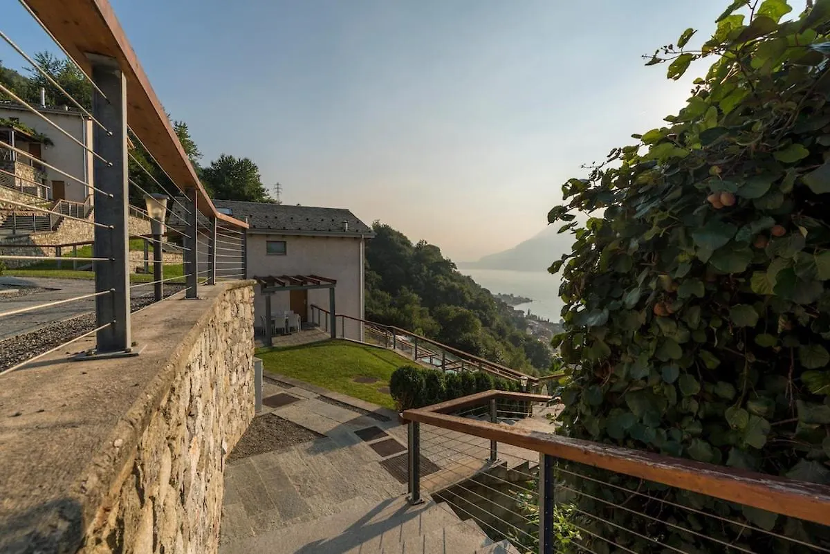 Paradiso Del Lago M1 Amazing View Bellano 0*,  Italy